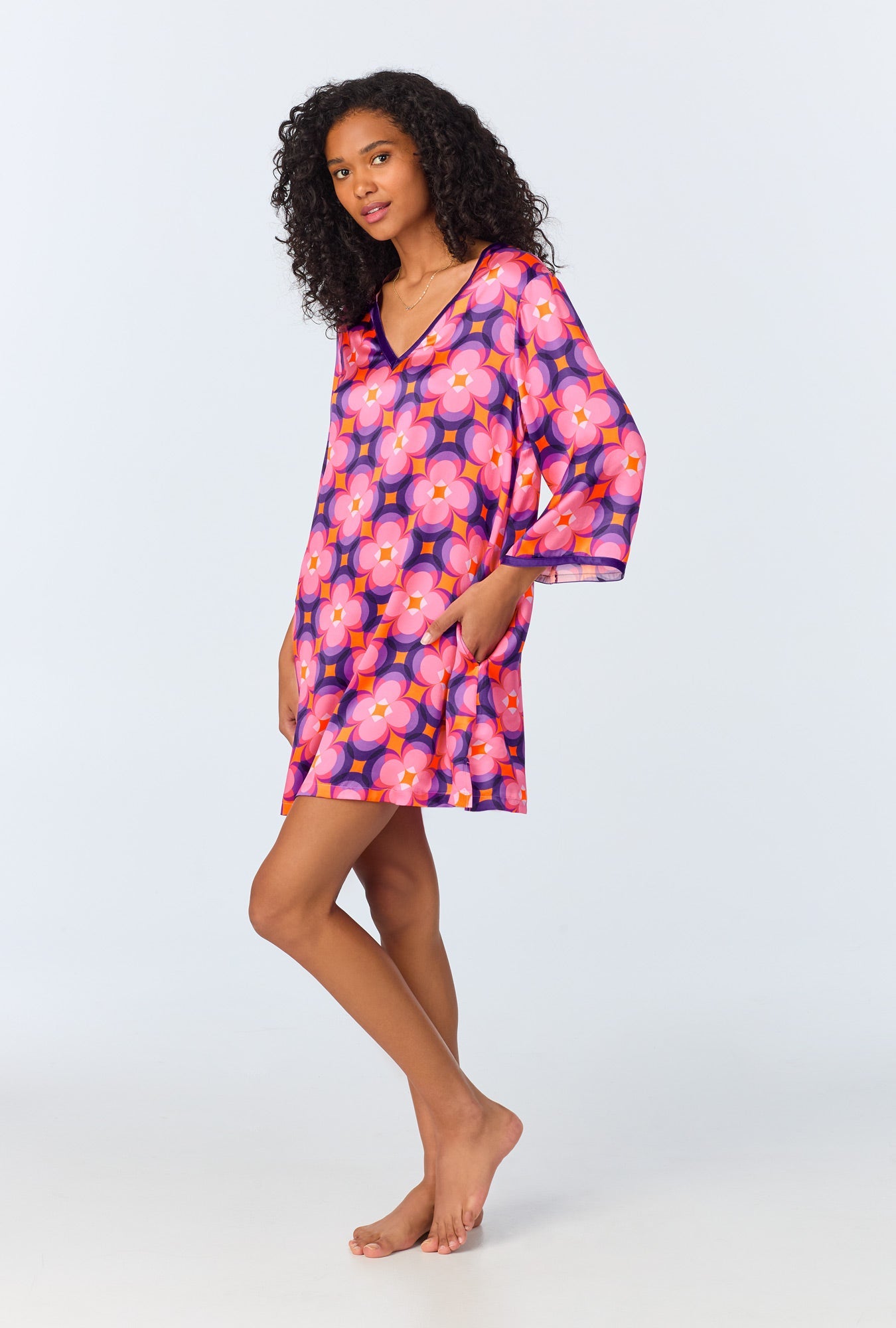 Trina Turk SPACE CAT SILK SLEEPSHIRT