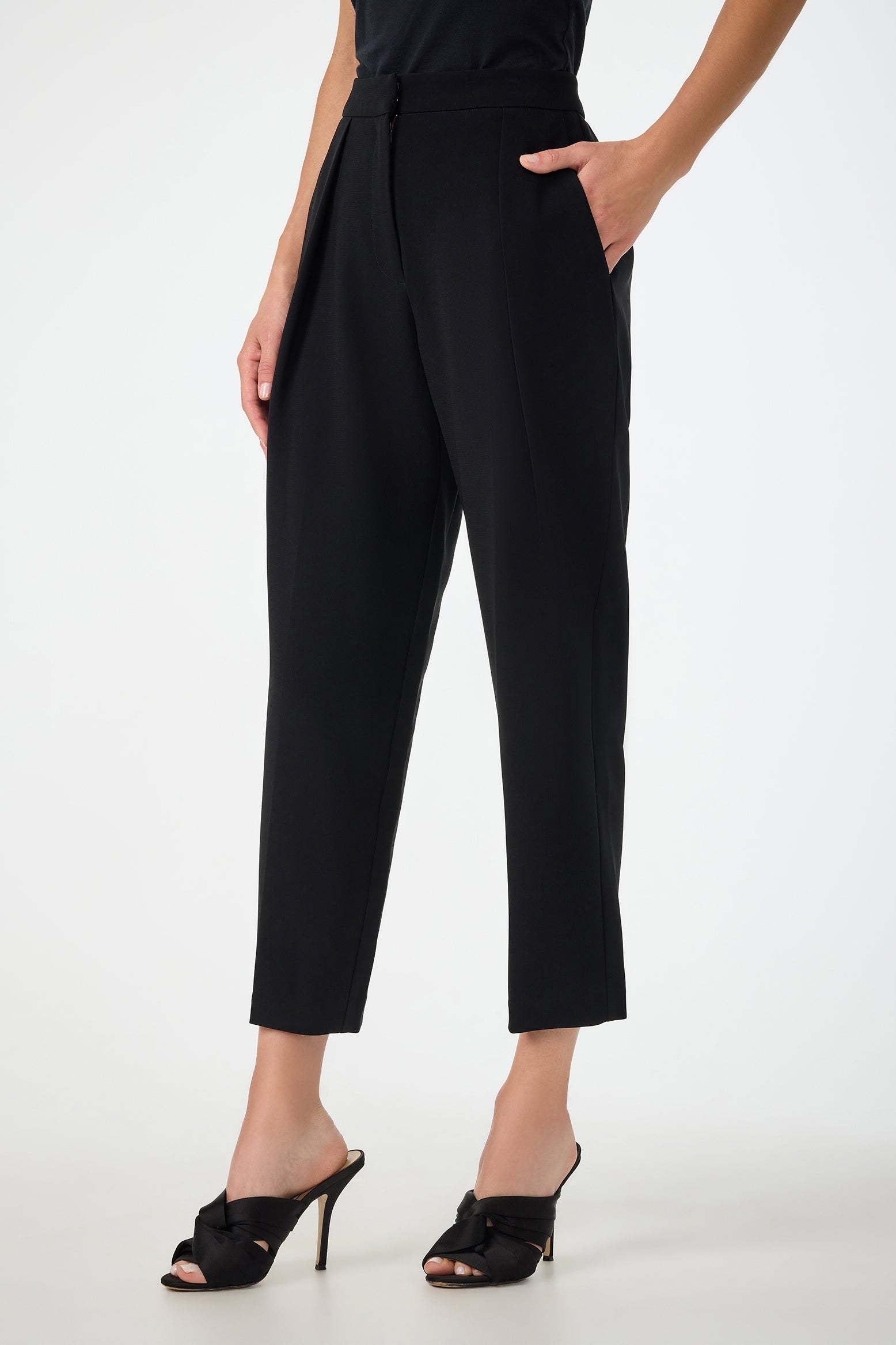 Trina Turk Larch Tailored Cropped Pant