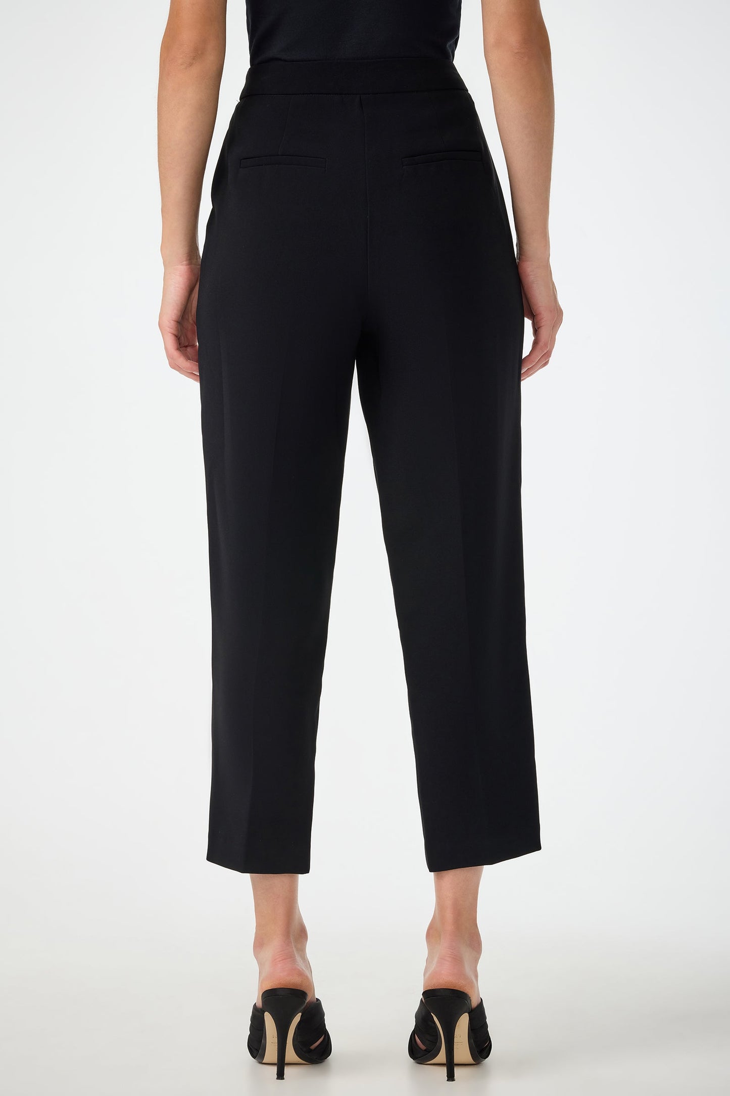 Trina Turk Larch Tailored Cropped Pant