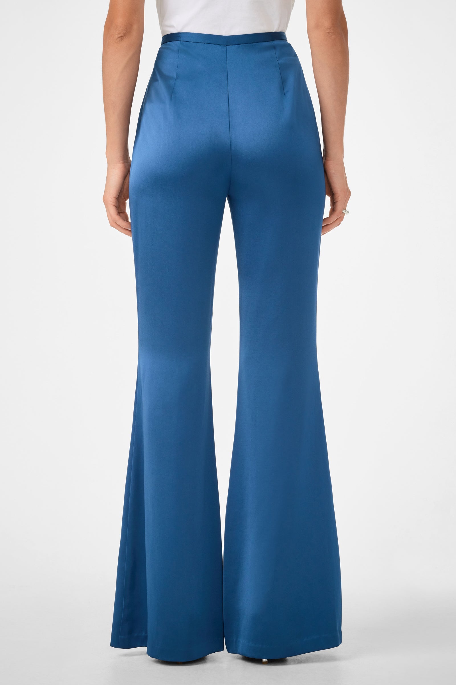 Trina Turk Anmitsu Flared Pant