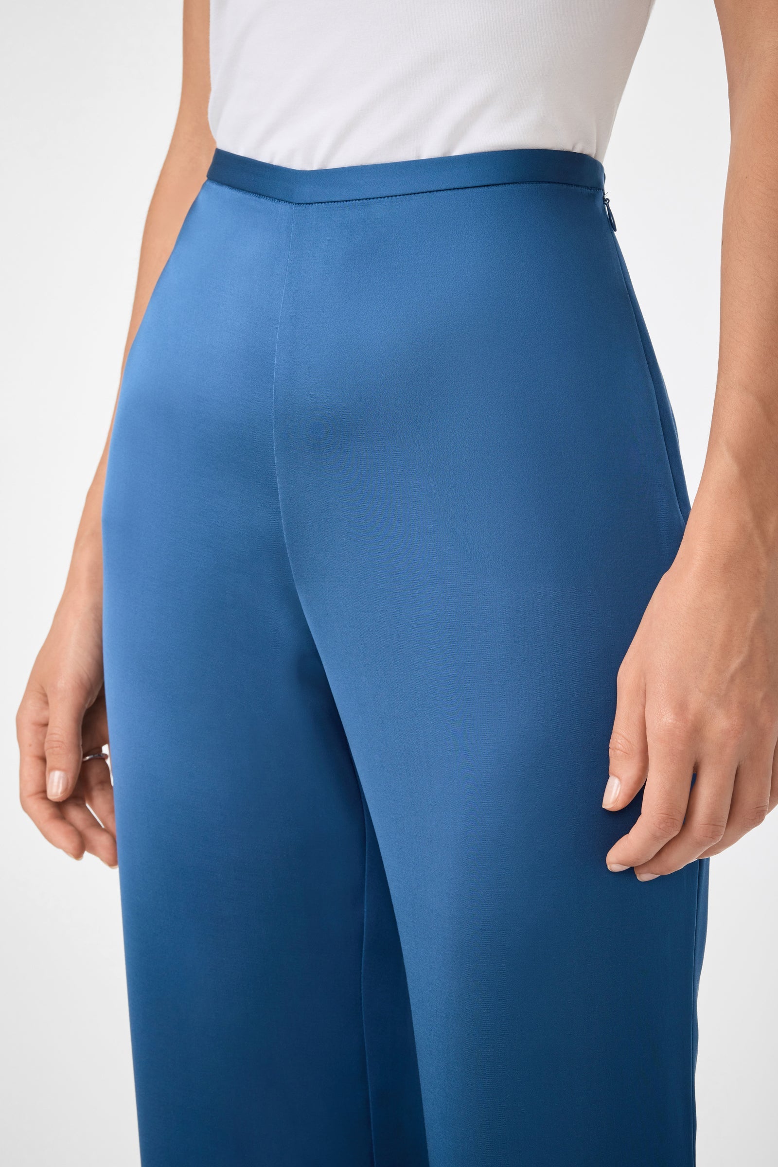 Trina Turk Anmitsu Flared Pant