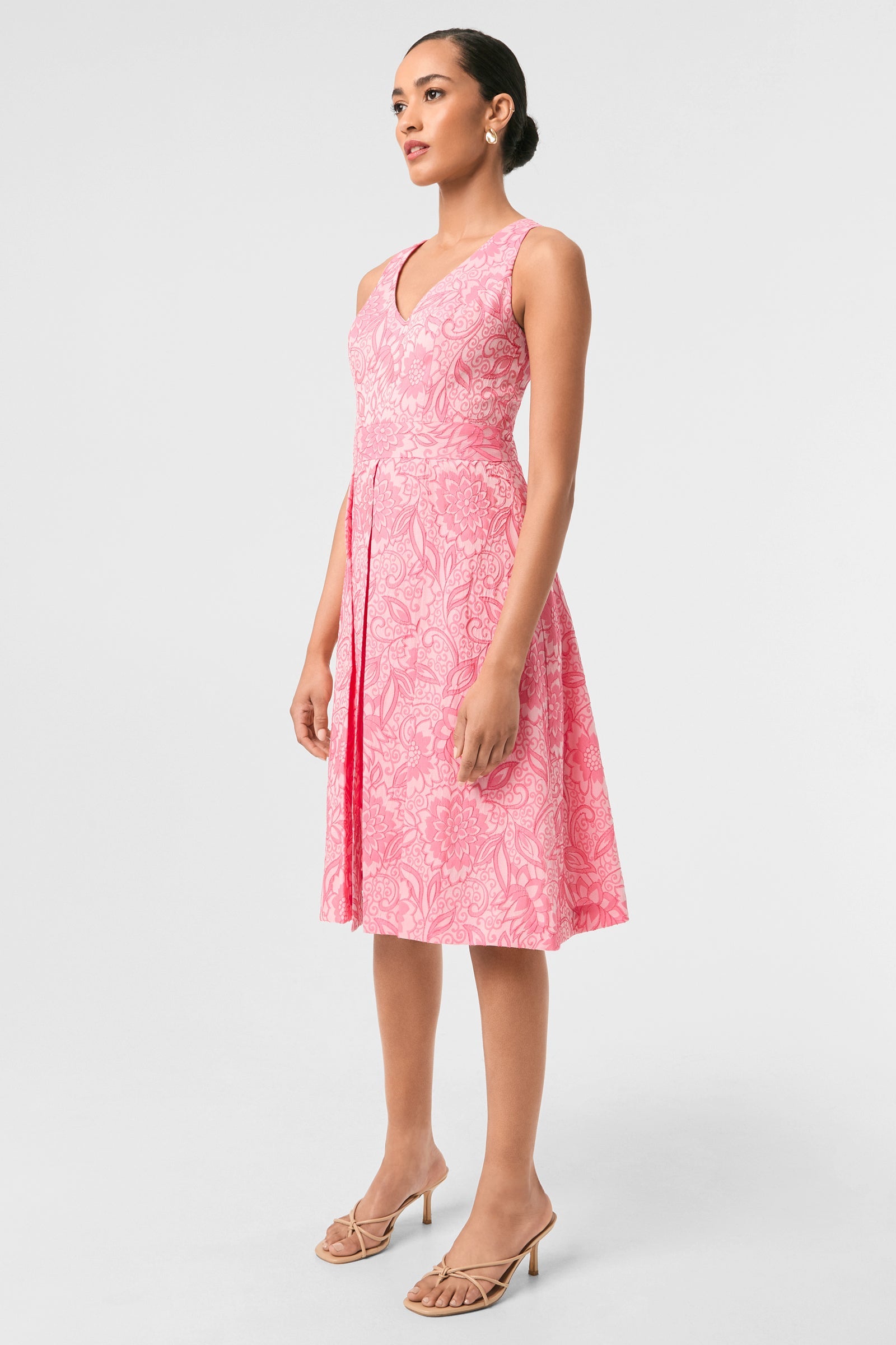 Trina Turk Jayme Sleeveless Dress - Jolie Jacquard