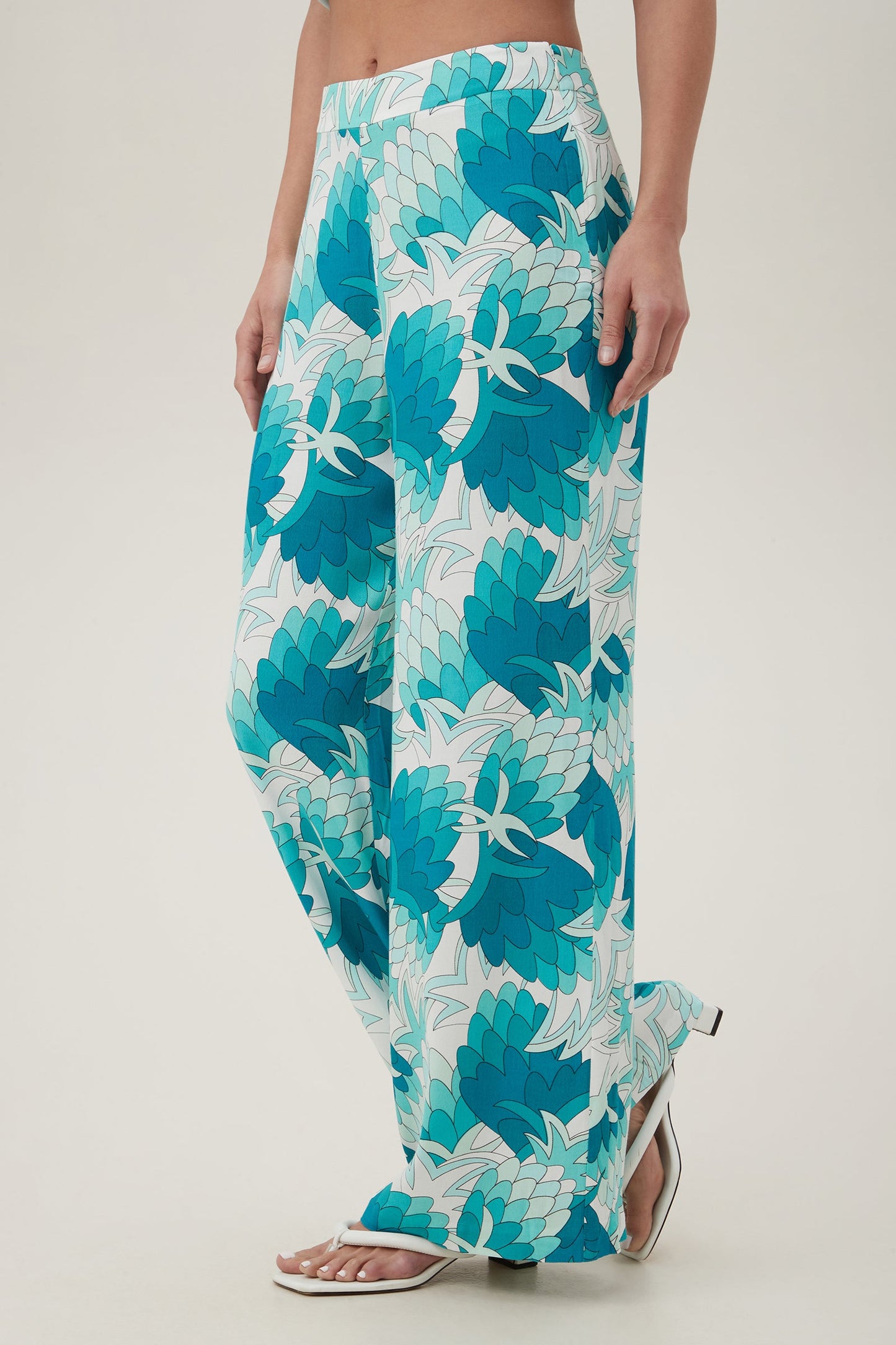 Trina Turk Long Weekend Pant
