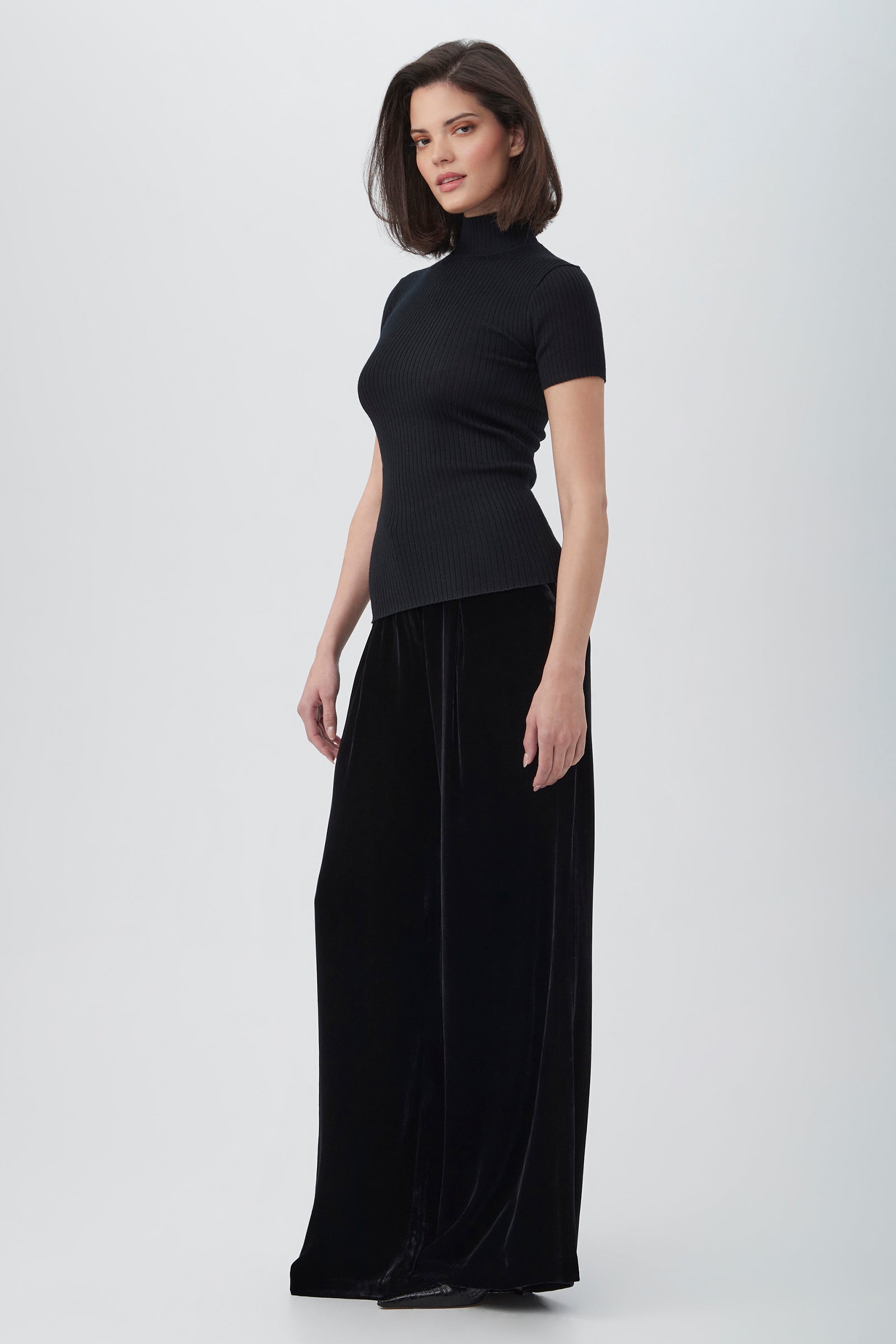 Trina Turk Saige Velvet Wide Leg Pant